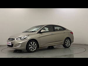 Second Hand Hyundai Verna Fluidic 1.6 VTVT SX Opt AT in Delhi