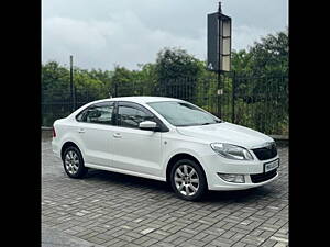 Second Hand Skoda Rapid Ambition 1.6 MPI AT Plus in Navi Mumbai