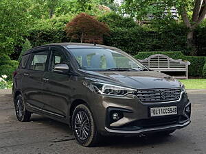 Second Hand Maruti Suzuki Ertiga ZXi in Delhi