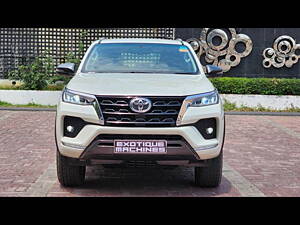 Second Hand Toyota Fortuner 4X4 AT 2.8 Diesel in Lucknow