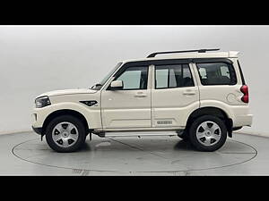 Second Hand Mahindra Scorpio S5 in Ghaziabad