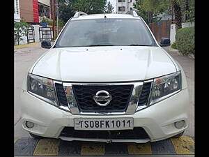 Second Hand Nissan Terrano XV D THP 110 PS in Hyderabad