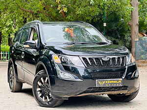 Second Hand महिंद्रा XUV500 w10 in दिल्ली