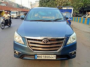 Second Hand Toyota Innova 2.5 VX BS IV 8 STR in Thane