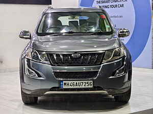 Second Hand మహీంద్రా xuv500	 w6 in పూణె