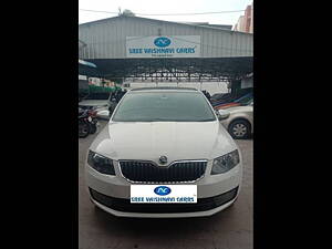 Second Hand Skoda Octavia 2.0 TDI CR Style Plus AT in Coimbatore