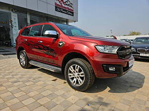 Second Hand Ford Endeavour Titanium 3.2 4x4 AT in Kochi