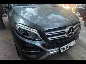 Second Hand मर्सिडीज़ बेंज़ GLE 250  डी in दिल्ली