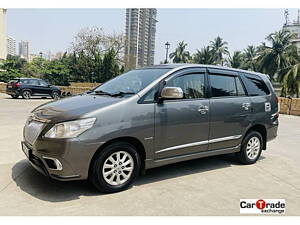 Second Hand Toyota Innova 2.5 VX 8 STR BS-IV in Mumbai