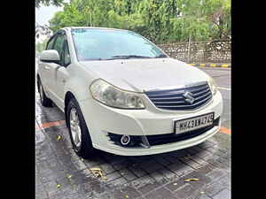 Second Hand मारुति सुज़ुकी sx4 vxi सीएनजी BS-IV in नवी मुंबई