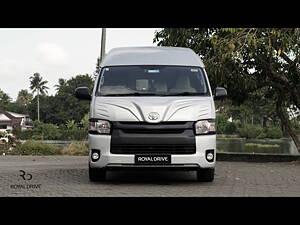 Second Hand Toyota Hiace Commuter in Kochi