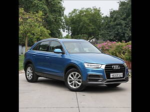 Second Hand Audi Q3 30 TFSI Premium in Delhi