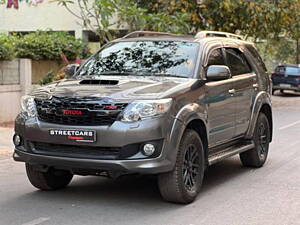 Second Hand Toyota Fortuner 3.0 4x2 AT in Bangalore