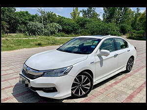 Second Hand Honda Accord Hybrid in Delhi