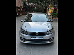 Second Hand Volkswagen Vento Highline Plus 1.5 AT (D) 16 Alloy in Pune