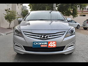 Second Hand Hyundai Verna 1.6 VTVT SX in Gurgaon