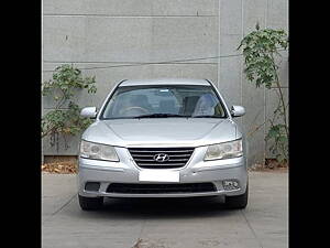 Second Hand Hyundai Sonata 2.0 CRDi M/T in Hyderabad