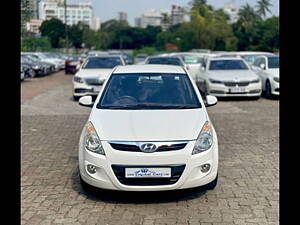 Second Hand Hyundai i20 Asta 1.4 AT with AVN in Mumbai