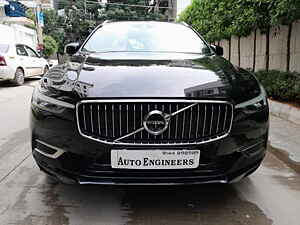 Second Hand वोल्वो xc60 इंसक्रिपशन [2017-2020] in हैदराबाद