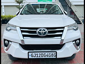 Second Hand Toyota Fortuner 2.8 4x4 AT [2016-2020] in Rajkot