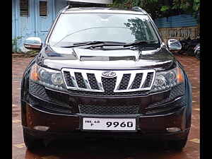 Second Hand महिंद्रा XUV500 w8 in मुंबई