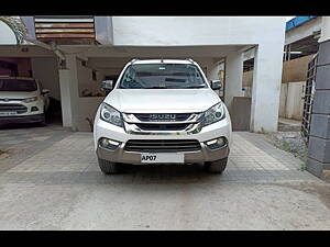 Second Hand Isuzu MU-X 4x2 in Hyderabad