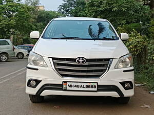 Second Hand Toyota Innova 2.5 G BS III 8 STR in Mumbai