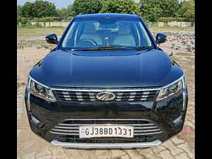 Second Hand महिंद्रा xuv300 w8 (o) 1.5 डीज़ल [2020] in अहमदाबाद