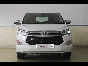 Second Hand Toyota Innova Crysta 2.4 ZX 7 STR [2016-2020] in Bangalore