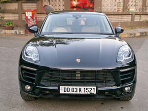 Second Hand Porsche Macan R4 in Mumbai