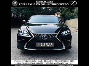 Second Hand Lexus ES 300h Luxury in Chandigarh