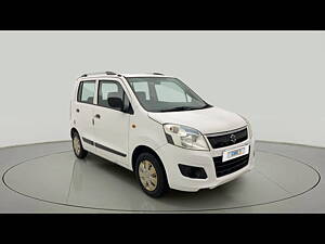 Second Hand Maruti Suzuki Wagon R LXI in Ahmedabad