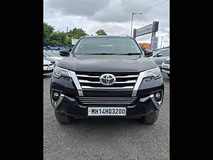 Second Hand Toyota Fortuner 2.8 4x2 AT [2016-2020] in Pune