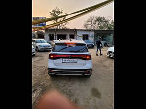 Second Hand Volkswagen Taigun Highline 1.0 TSI MT in Meerut