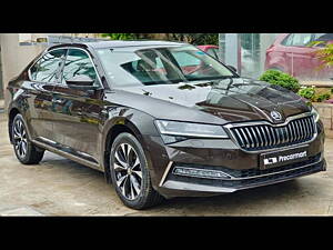 Second Hand Skoda Superb L&K TSI AT in Mysore