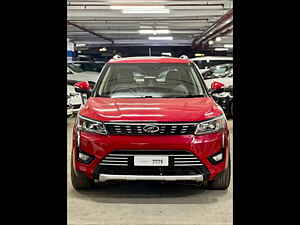 Second Hand మహీంద్రా XUV300	 1.2 w8 (o) [2019-2019] in ముంబై