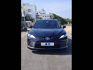 Second Hand Toyota Camry Hybrid in Chennai