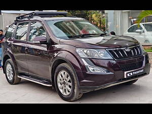 Second Hand Mahindra XUV500 W9 AT in Bangalore