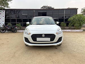 Second Hand Maruti Suzuki Swift VXi AMT [2018-2019] in Hyderabad