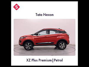 Second Hand Tata Nexon XZ Plus (Premium) Dark Edition in Lucknow