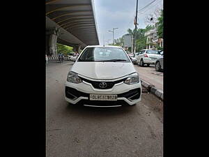 Second Hand Toyota Etios Liva V in Delhi