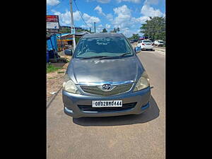 Second Hand Toyota Innova 2.5 V 7 STR in Bhubaneswar