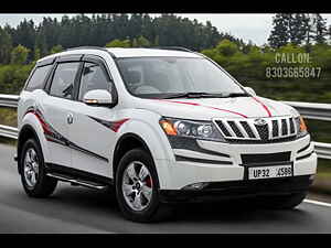 Second Hand महिंद्रा XUV500 स्पोर्टज़ लिमिटेड in लखनऊ