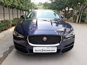 Second Hand Jaguar XE Prestige Diesel in Hyderabad