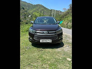 Second Hand Toyota Innova Crysta 2.4 G 7 STR [2016-2017] in Dehradun