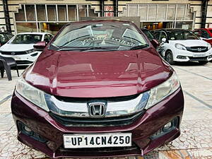 Second Hand Honda City E Diesel in Kanpur