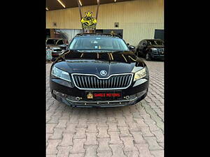 Second Hand Skoda Superb L&K TSI AT in Raipur