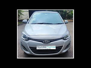 Second Hand Hyundai i20 Magna 1.4 CRDI in Mumbai