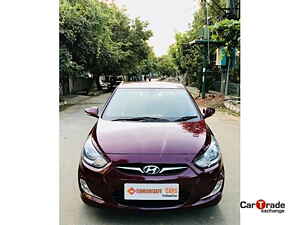 Second Hand हुंडई वरना फ़्लूइडीक 1.6 crdi sx in बैंगलोर