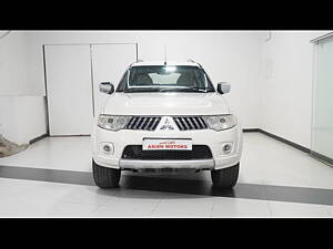 Second Hand Mitsubishi Pajero 2.5 MT in Hyderabad